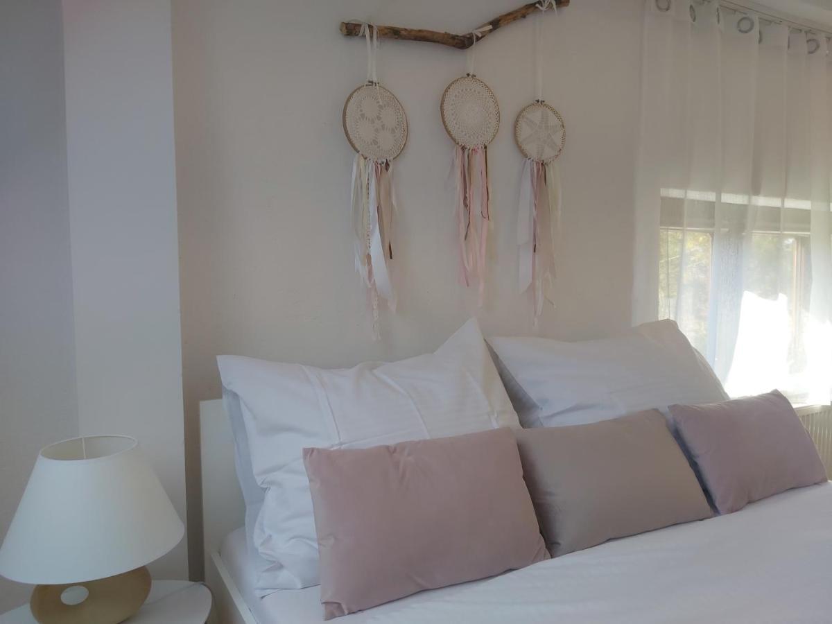 Bed & Breakfast Krakowska 39 *